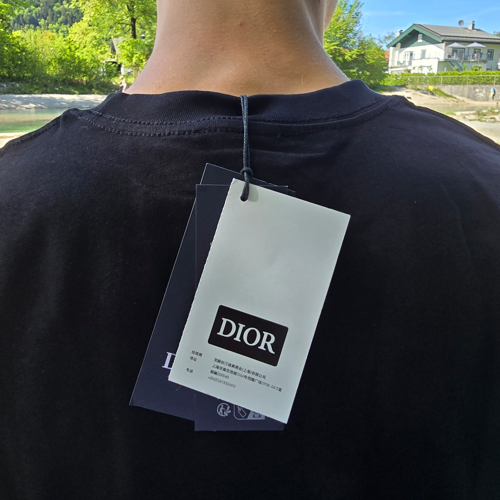 Dyor Intriguing T-Shirt Black