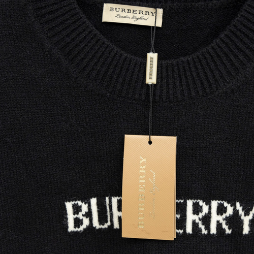 Berry Sweater Black